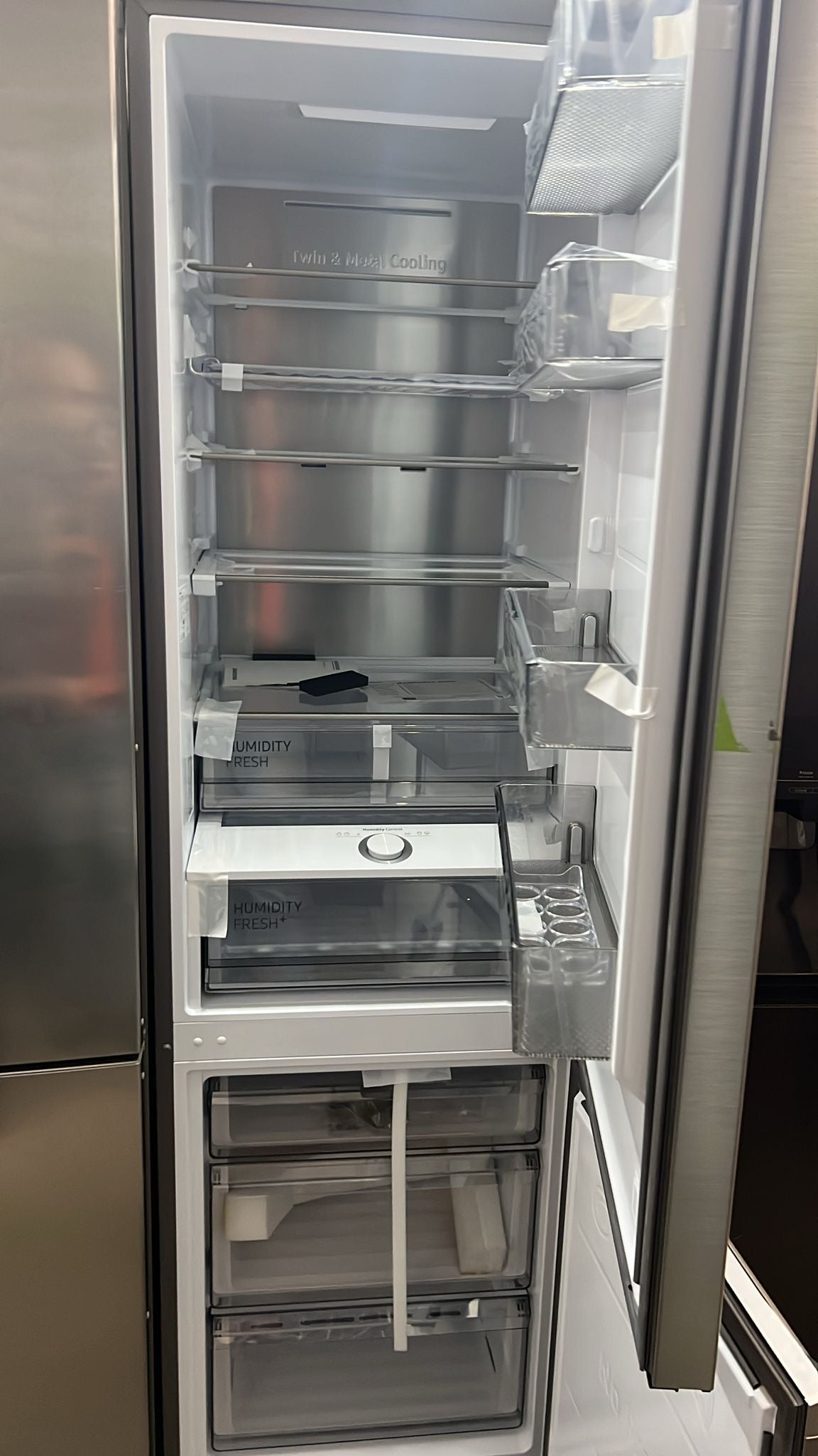 Samsung Kühl-Gefrierkombination – 387 Liter, Twin Cooling, Edelstahl | Retourware