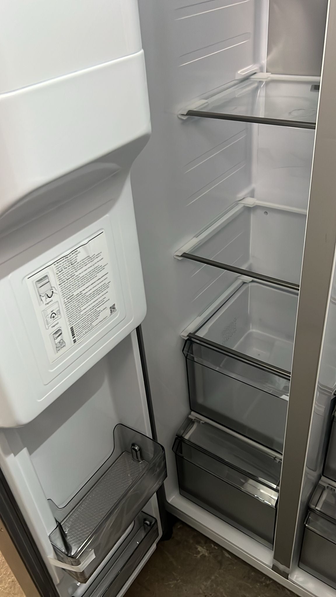 Samsung Side-by-Side Kühlschrank – Wasser- & Eisspender, Edelstahloptik, Twin Cooling | Retourware