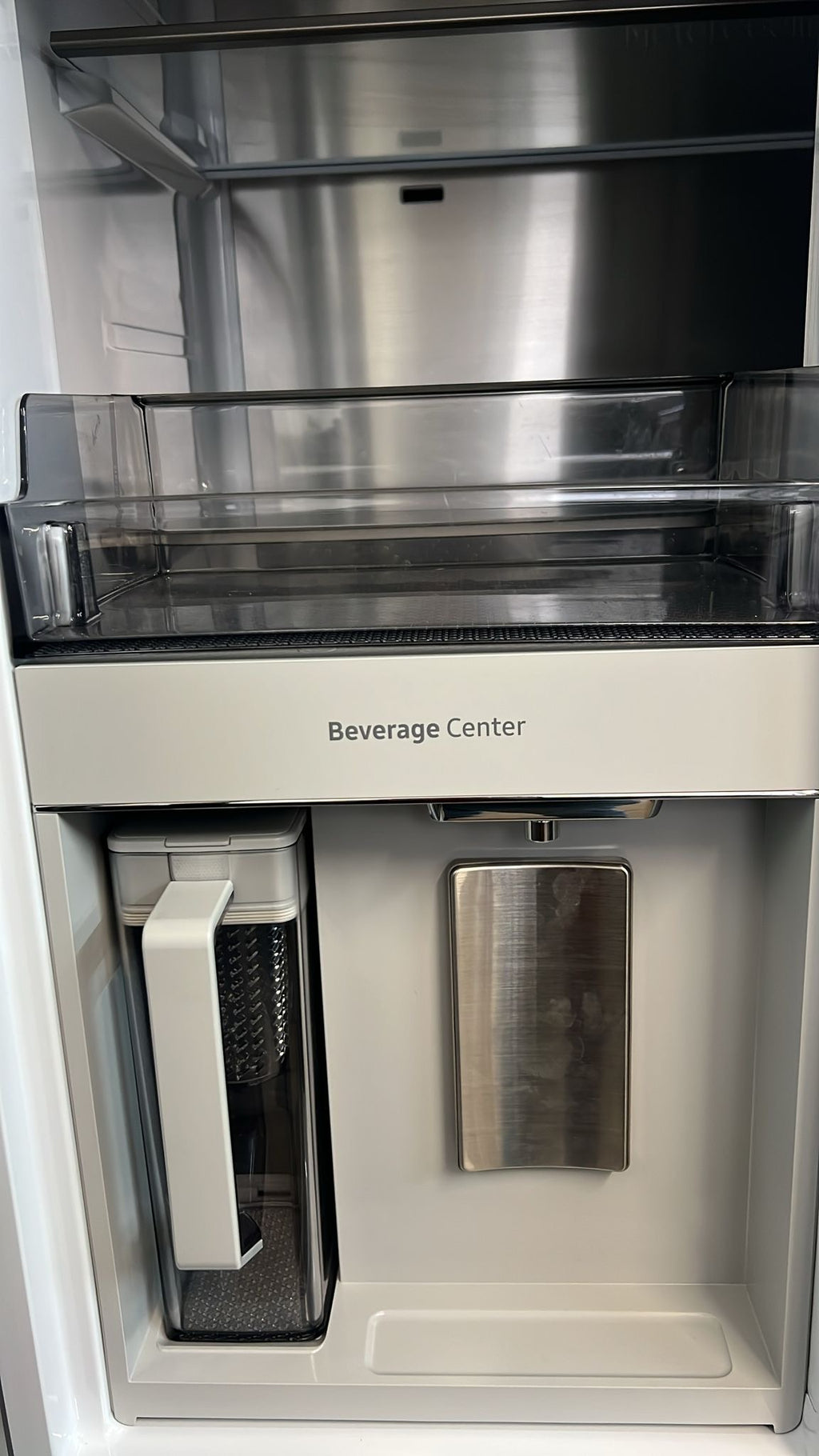 Samsung French Door Kühlschrank – Family Hub, Beverage Center, No Frost | Retourware