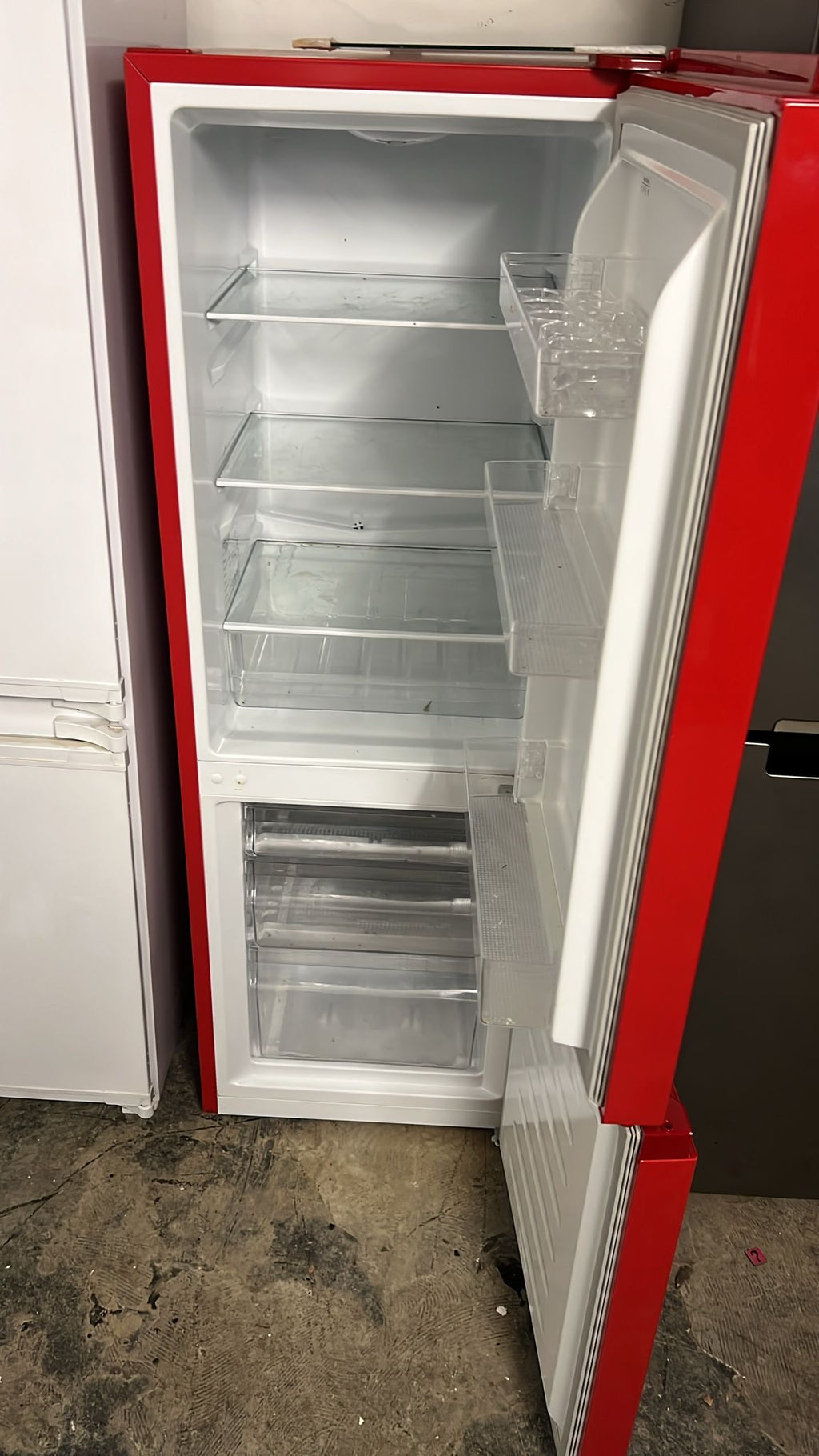 Bomann Kühlschrank Kühl-Gefrierkombination Rot – Retro Design | Gebraucht & geprüft