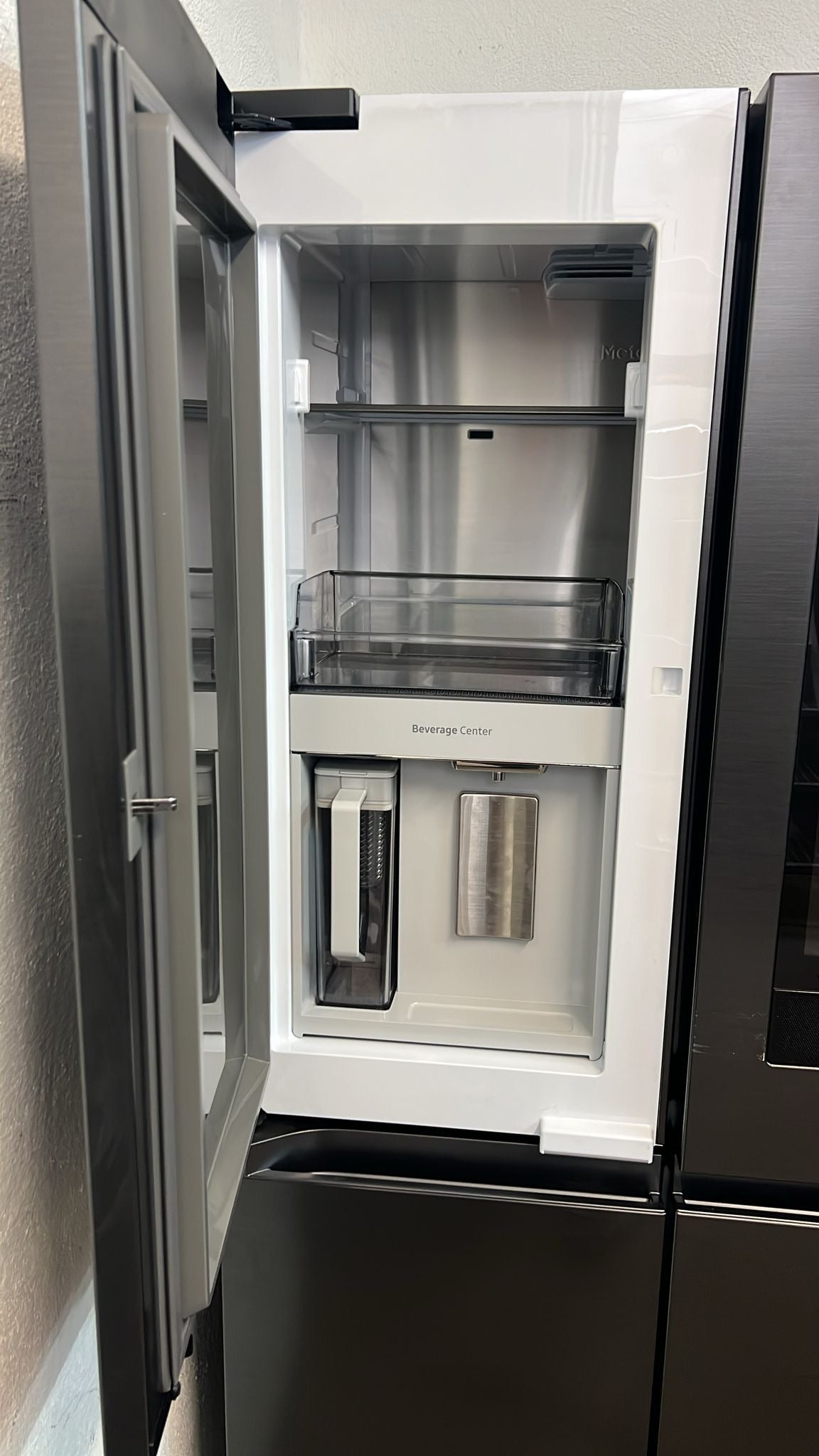 Samsung French Door Kühlschrank – Family Hub, Beverage Center, No Frost | Retourware