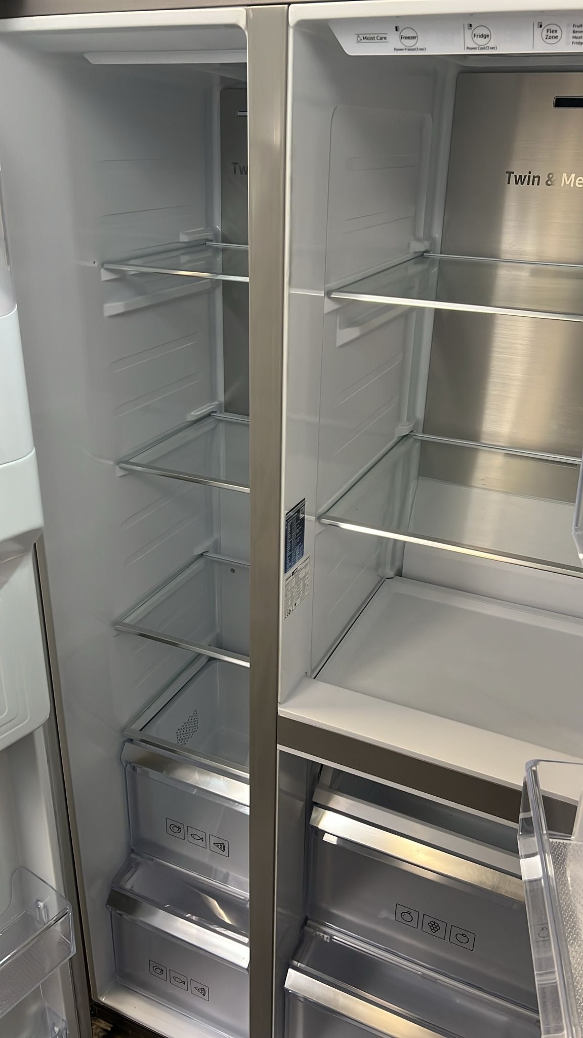 Samsung Side-by-Side Kühlschrank mit Wasserspender & Ice Maker – Twin Cooling, Edelstahl | Retourware