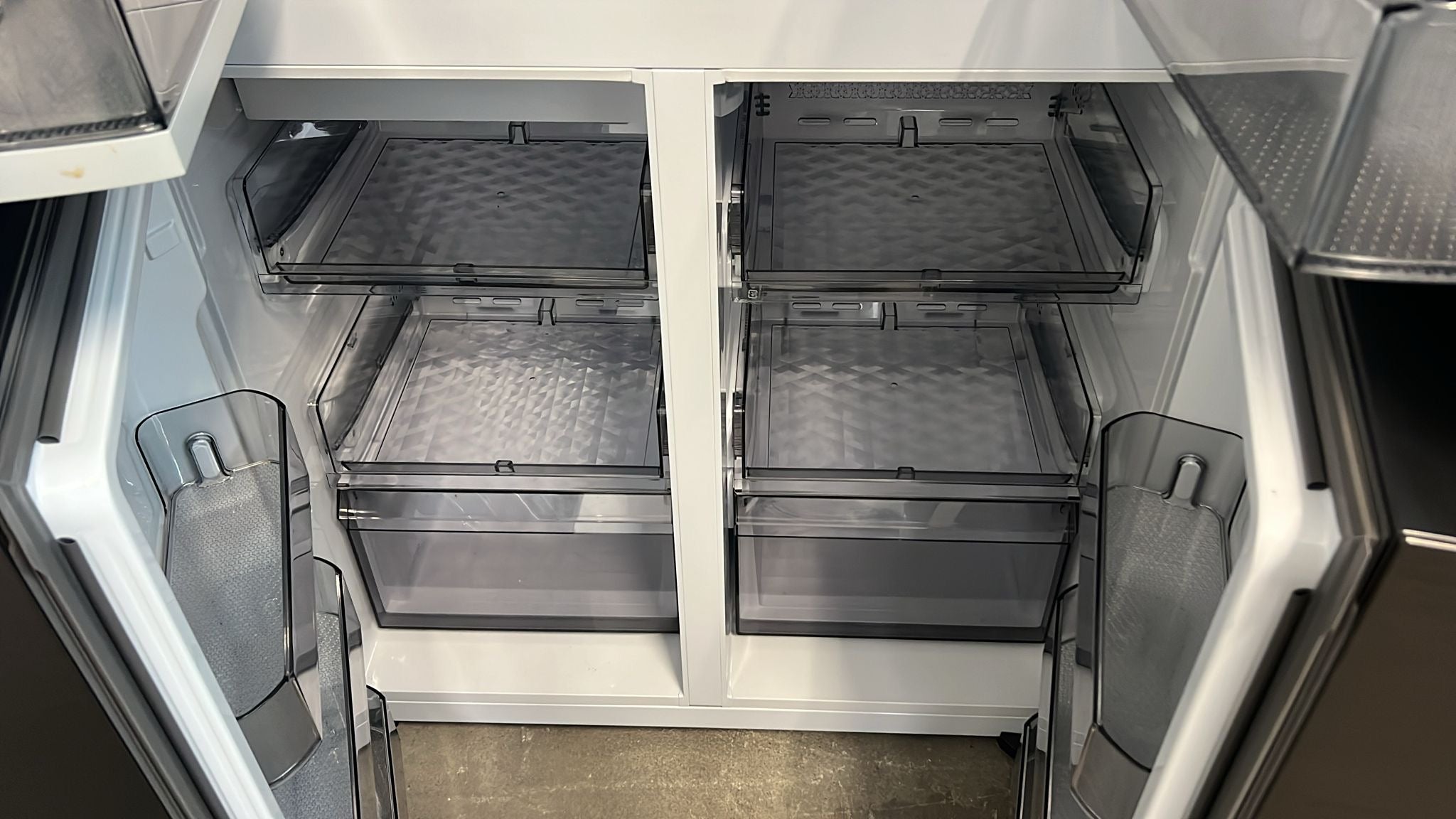 Samsung French Door Kühlschrank – Family Hub, Beverage Center, No Frost | Retourware