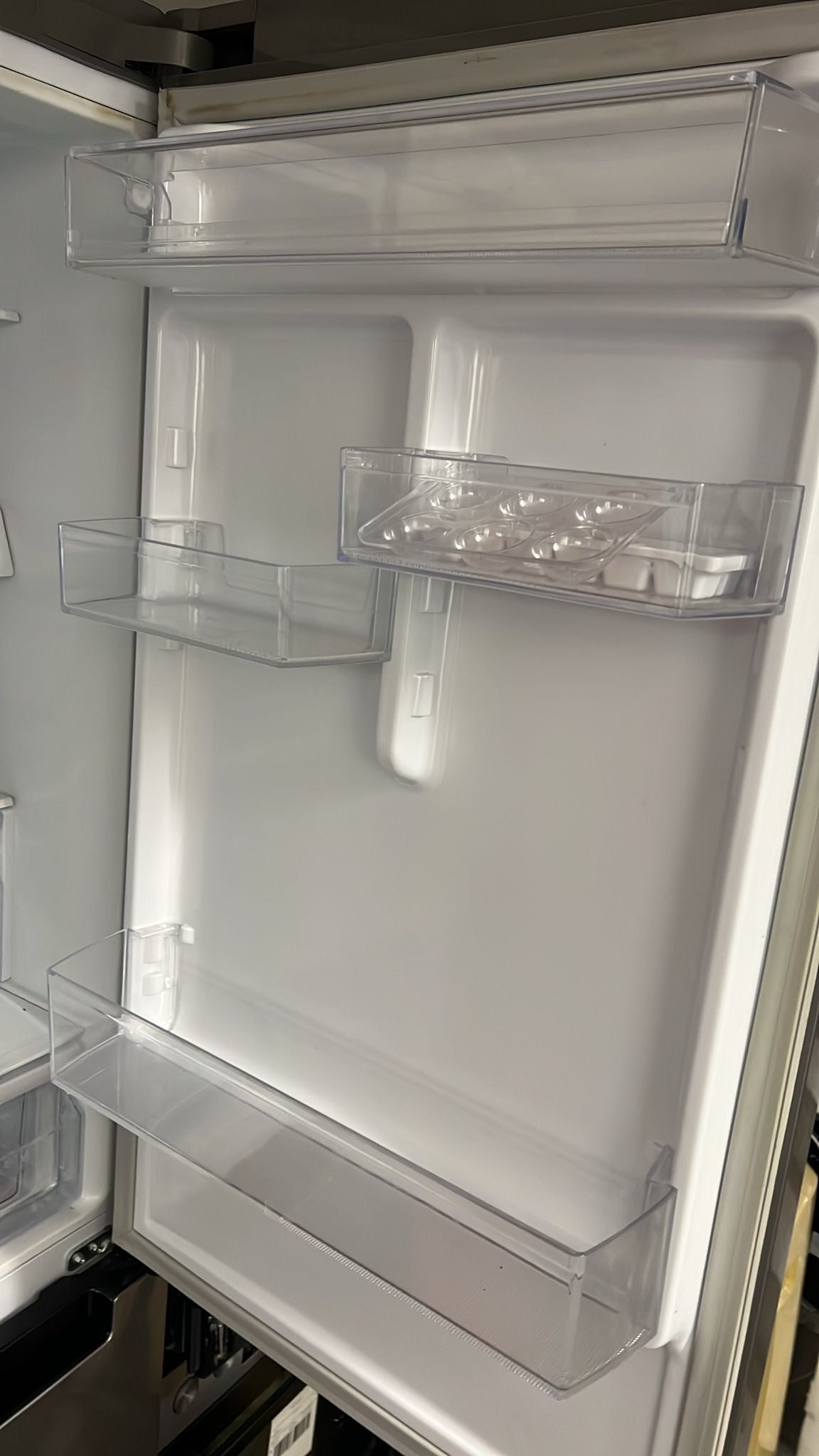 Samsung Kühlschrank Kühl-Gefrierkombination Edelstahl – No Frost, Digital Inverter | Retourware