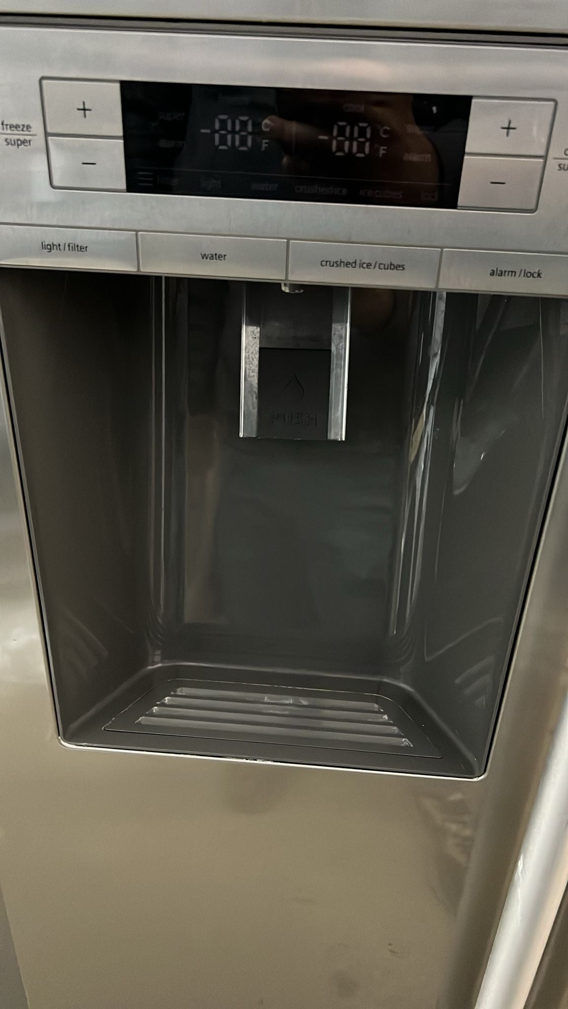 Siemens Side-by-Side Kühlschrank – No Frost, Wasserspender, Edelstahl | Retourware