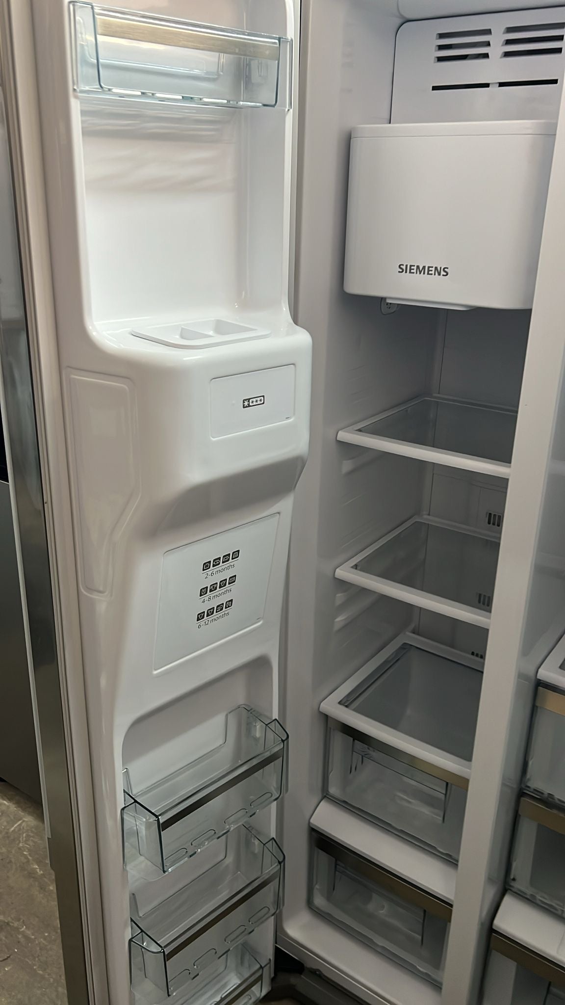 Siemens Side-by-Side Kühlschrank – No Frost, Wasserspender, Edelstahl | Retourware