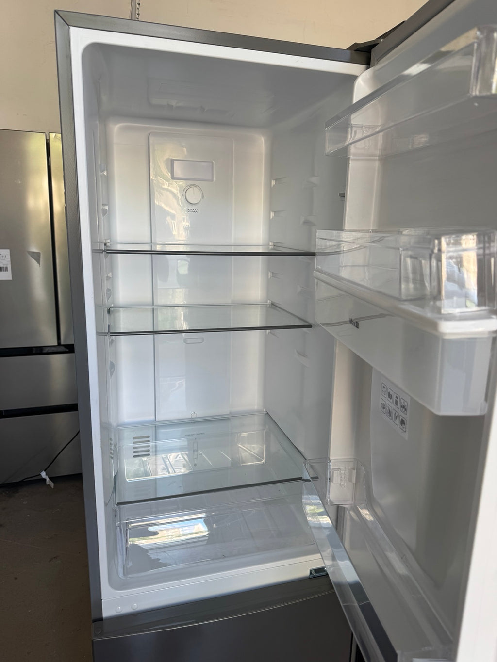 Kühlschrank mit Water Dispenser – komplett neu ❄️💧