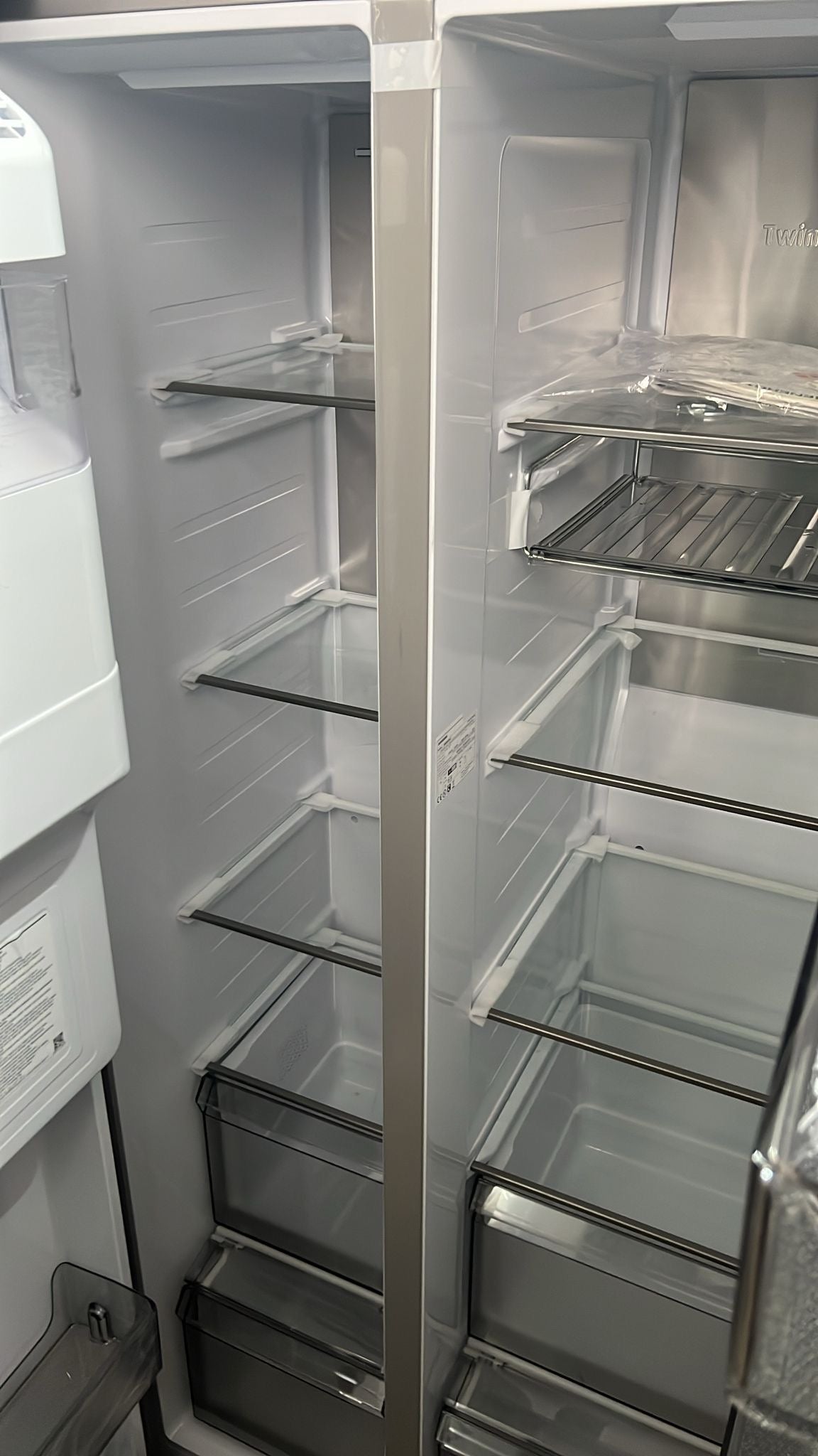 Samsung Side-by-Side Kühlschrank – Wasser- & Eisspender, Edelstahloptik, Twin Cooling | Retourware